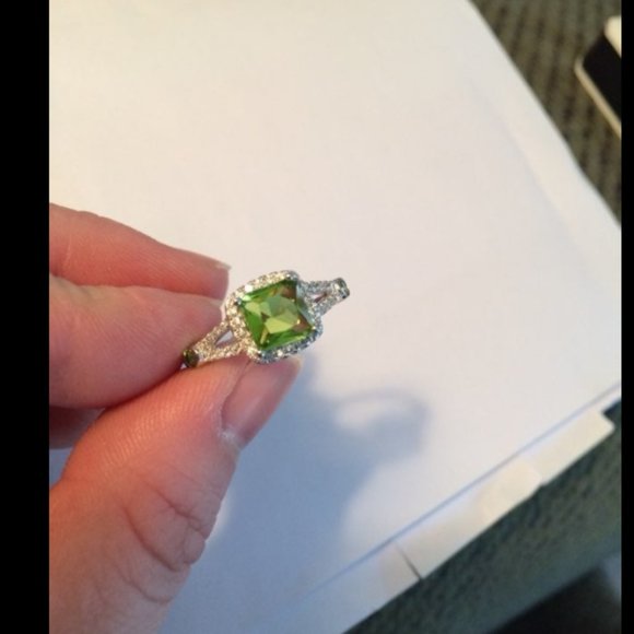 Sterling Charmed Aroma Peridot Ring - Picture 1 of 3